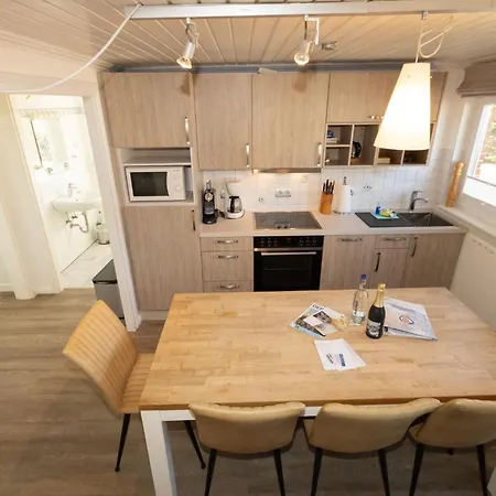 Haus Roseneck App.4 Апартаменты Хёрнум