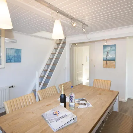 Haus Roseneck App.4 Хёрнум